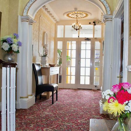 Helmsman Guesthouse 阿伯里斯特威斯 外观 照片