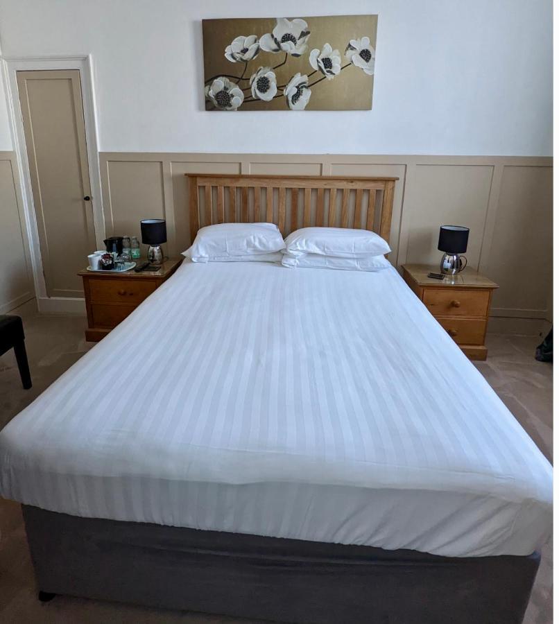 Helmsman Guesthouse 阿伯里斯特威斯 外观 照片