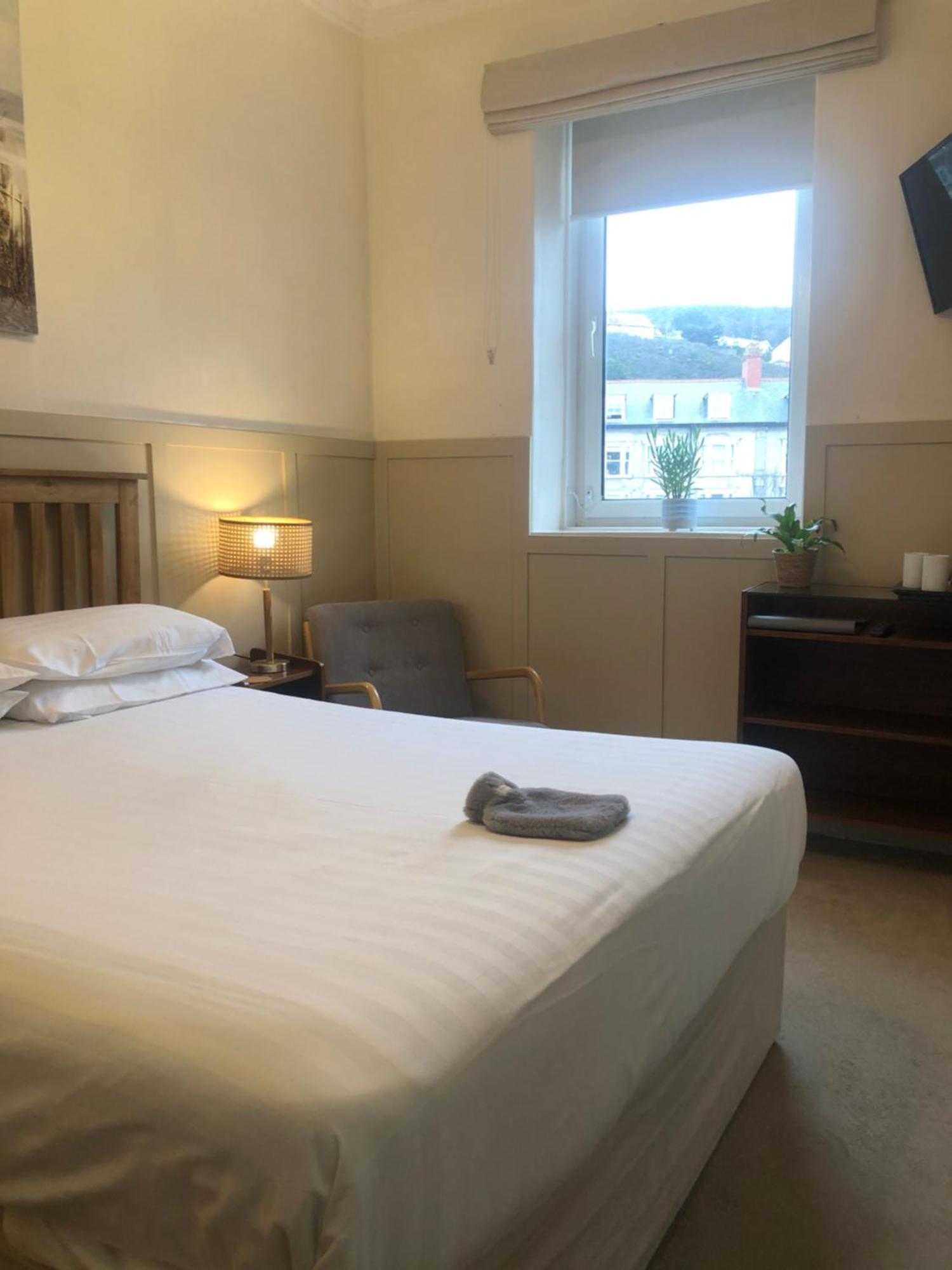 Helmsman Guesthouse 阿伯里斯特威斯 外观 照片