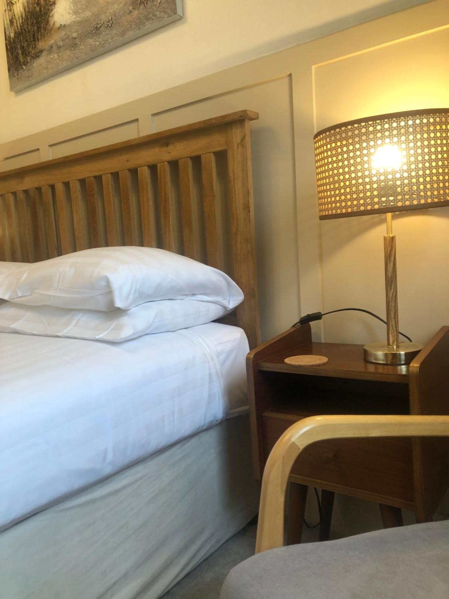 Helmsman Guesthouse 阿伯里斯特威斯 客房 照片